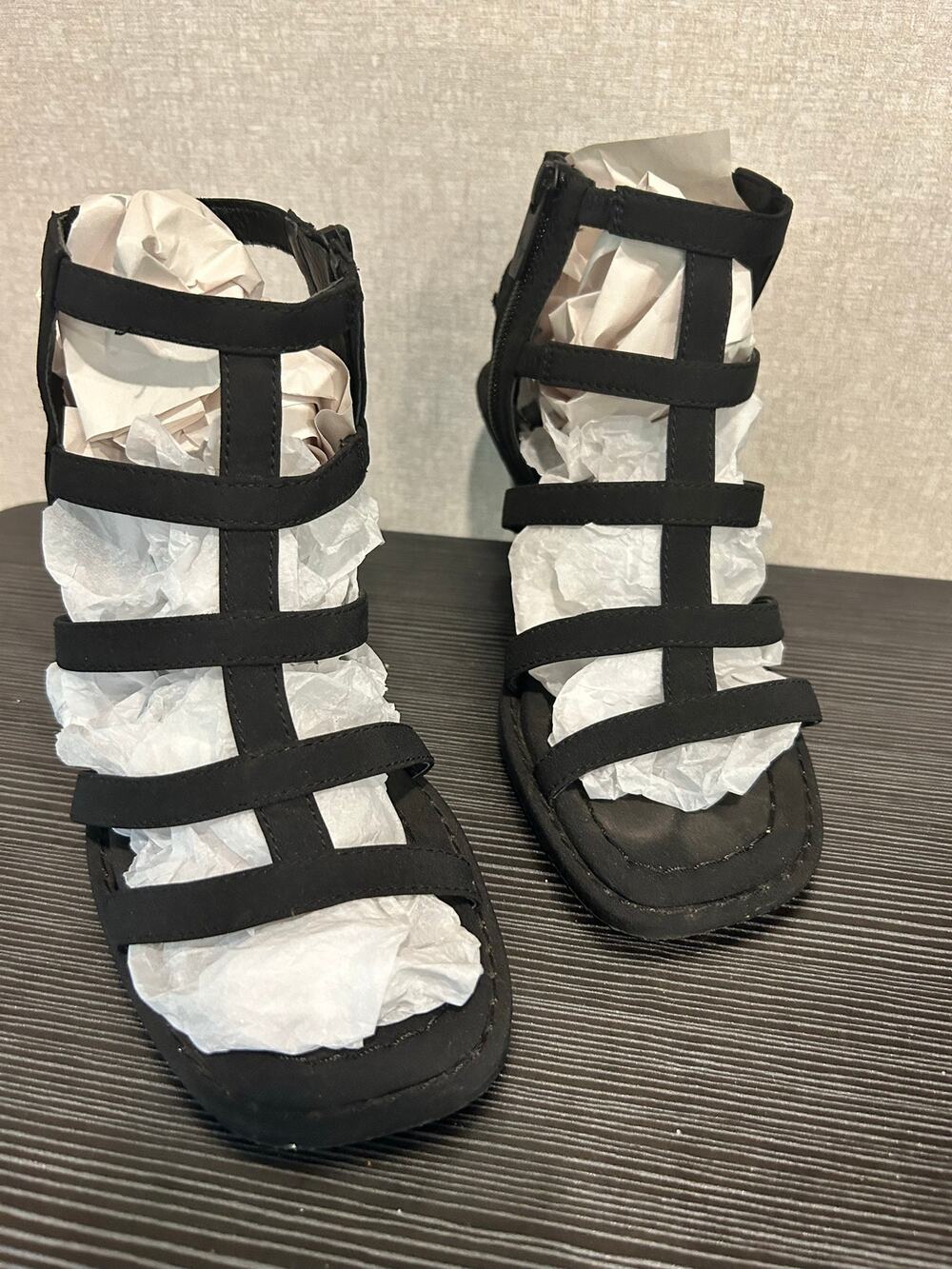 Donald Pliner Jenessa Gladiator Sandals Strappy Block Heel Black SZ 6 90's Retro